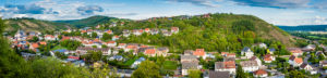Panorama of the wine village of Monzingen on the Nahe, Bad Kreuznach district, in the middle Nahe wine-growing region, the "wine tasting room" Panorama of the wine village of Monzingen on the Nahe, Bad Kreuznach district, in the middle Nahe wine-growing region, the "wine tasting room"